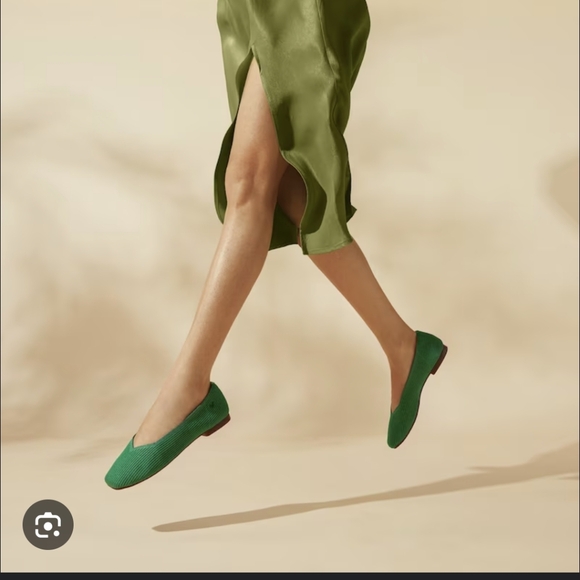 Vivaia Green Square-Toe Flats - Picture 3 of 5